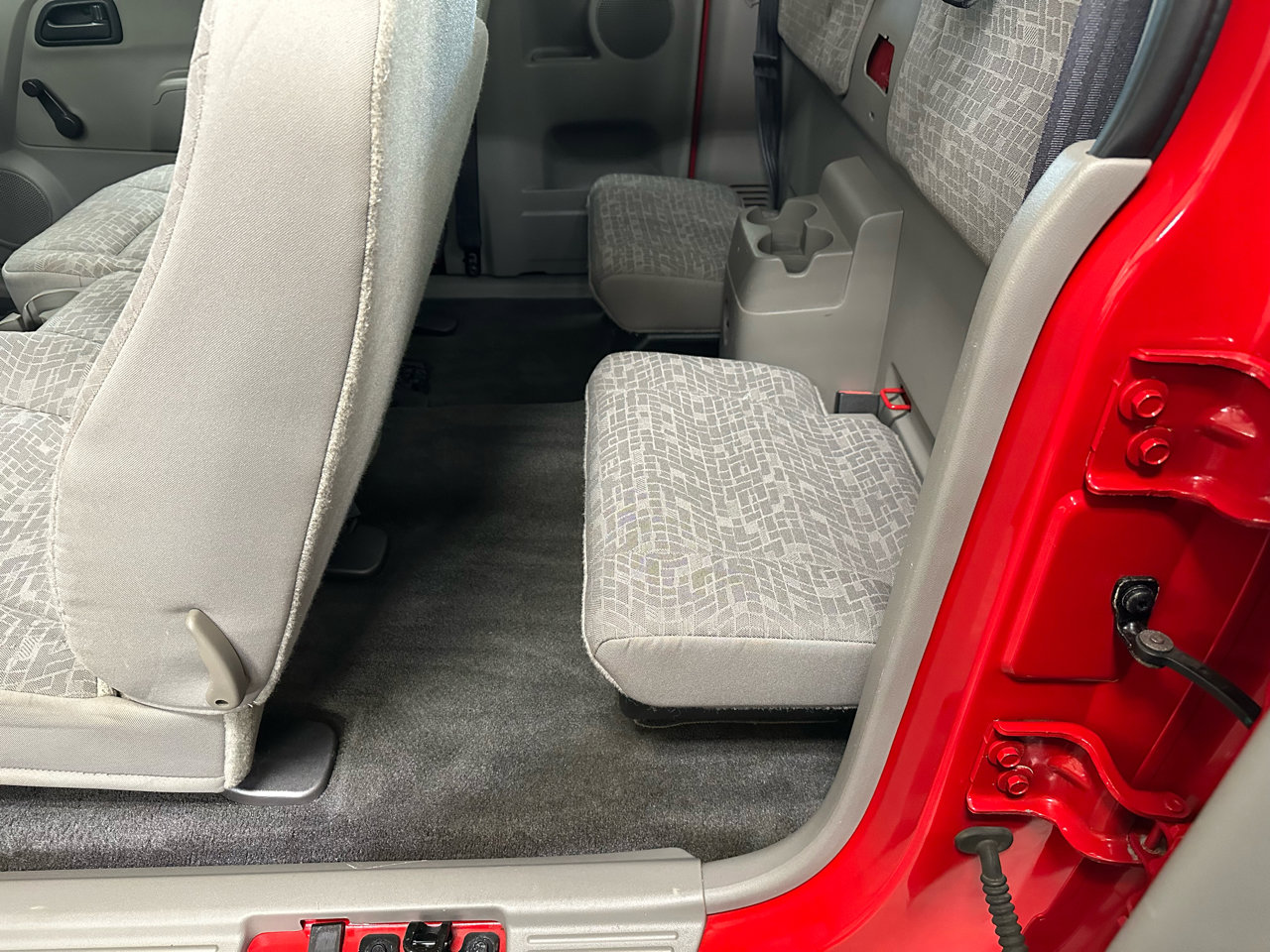 Used 2006 Chevrolet Colorado LS w/ Street Pack image 15