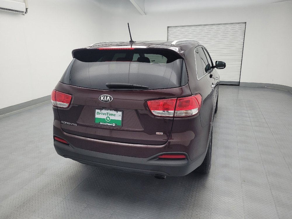 Used 2017 Kia Sorento AWD image 7