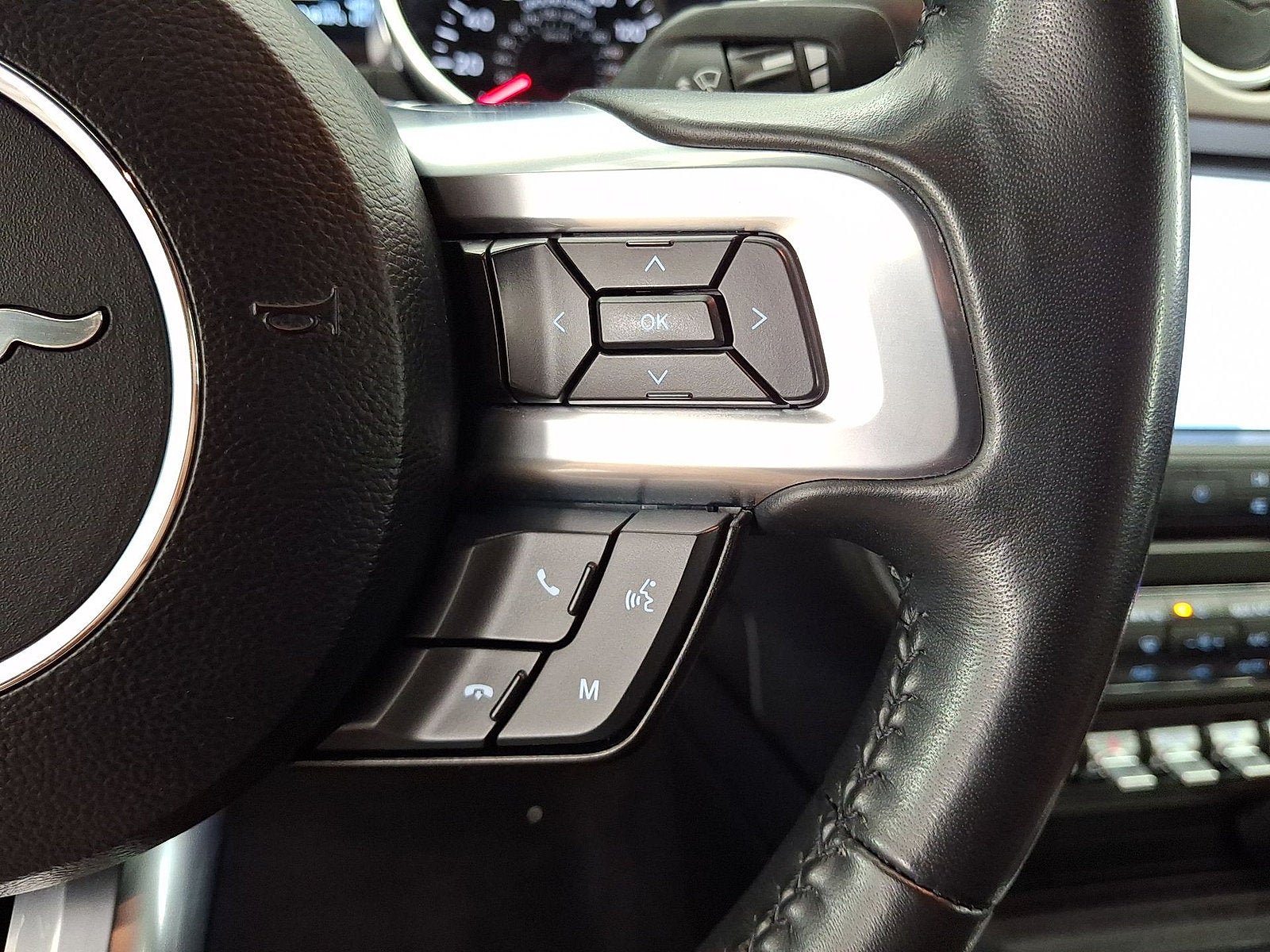 Used 2022 Ford Mustang Premium w/ Ford Safe & Smart Package RWD image 10