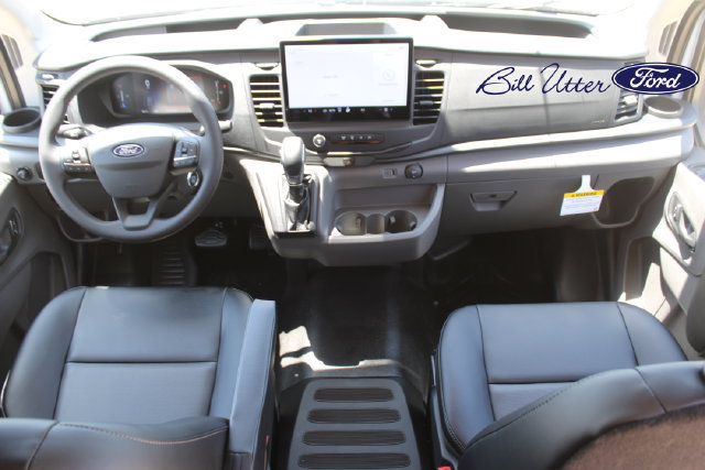 New 2026 Ford Transit 250 148 Medium Roof w/ Load Area Protection Package RWD image 9