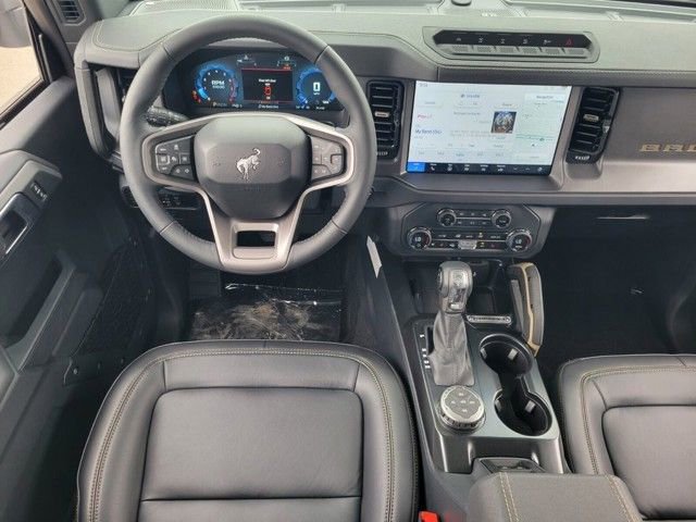 New 2025 Ford Bronco Badlands image 9