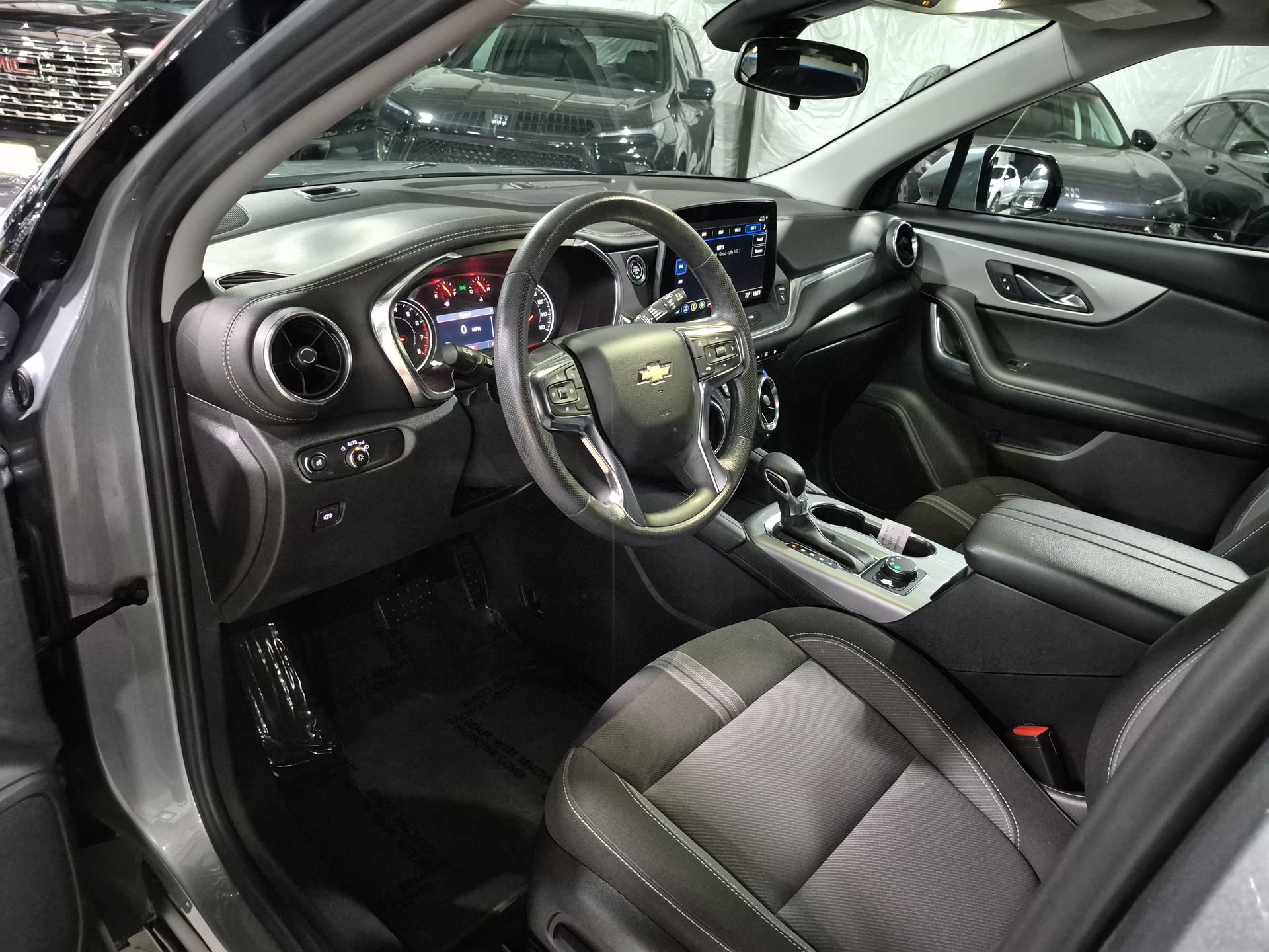 Certified 2025 Chevrolet Blazer LT AWD/4WD image 11