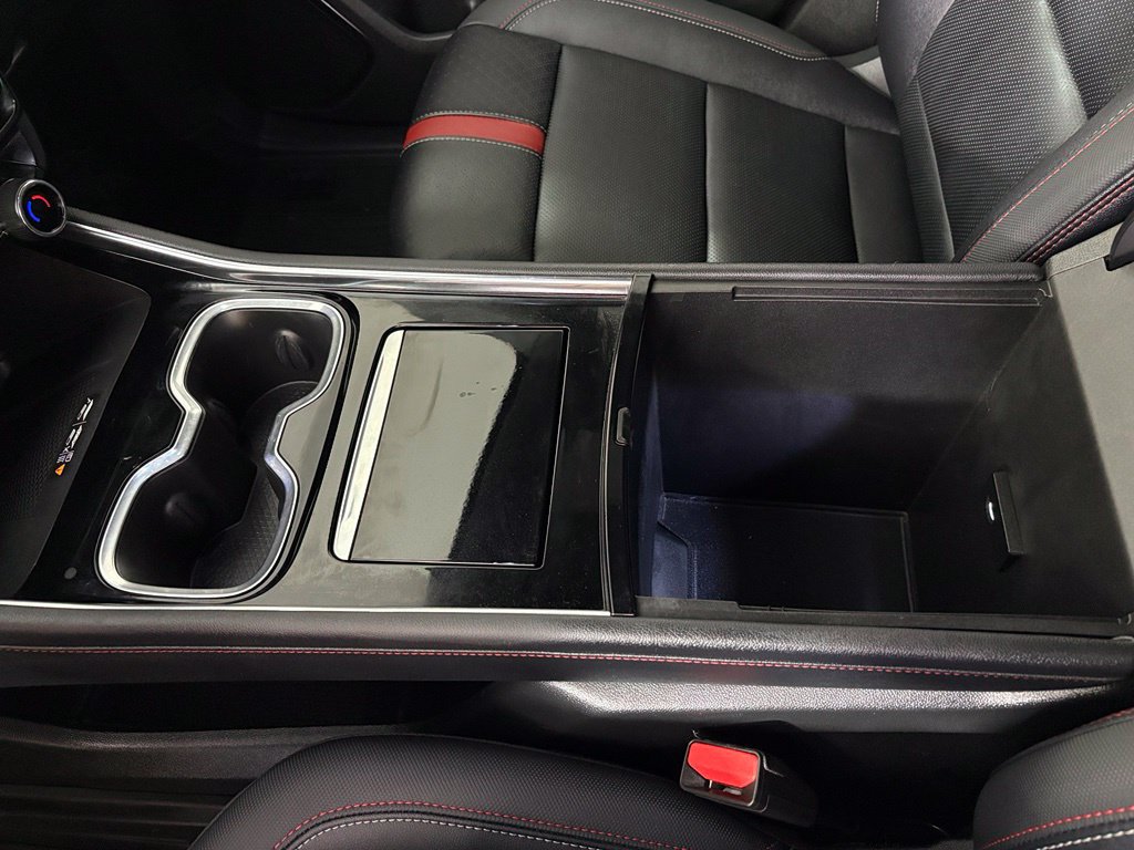 Certified 2026 Chevrolet Traverse RS w/ LPO, Floor Liner Package FWD image 36