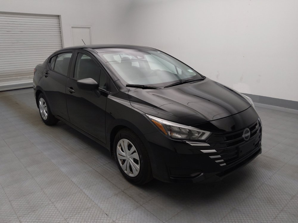 Used 2025 Nissan Versa S w/ Trunk Package FWD image 13