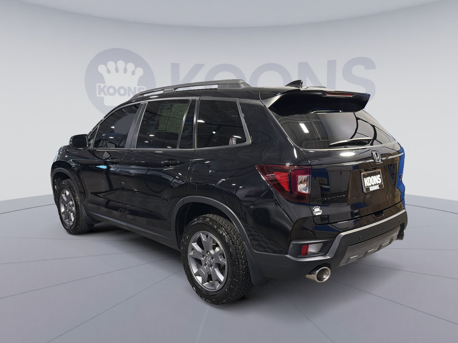 Used 2024 Honda Passport TrailSport image 4