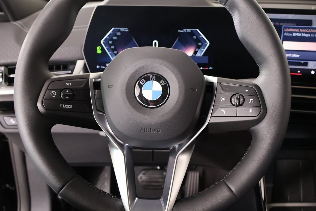 New 2026 BMW X2 xDrive28i w/ Technology Package AWD/4WD image 3