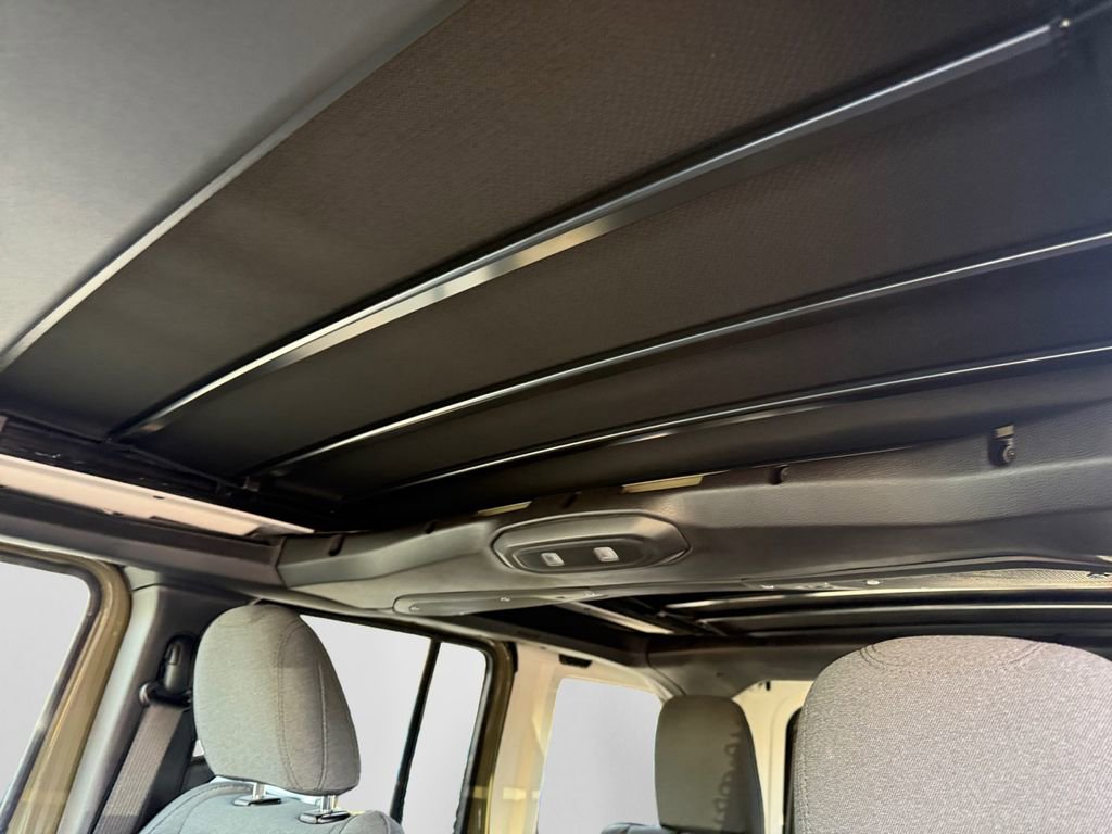 New 2025 Jeep Wrangler Sport S image 30