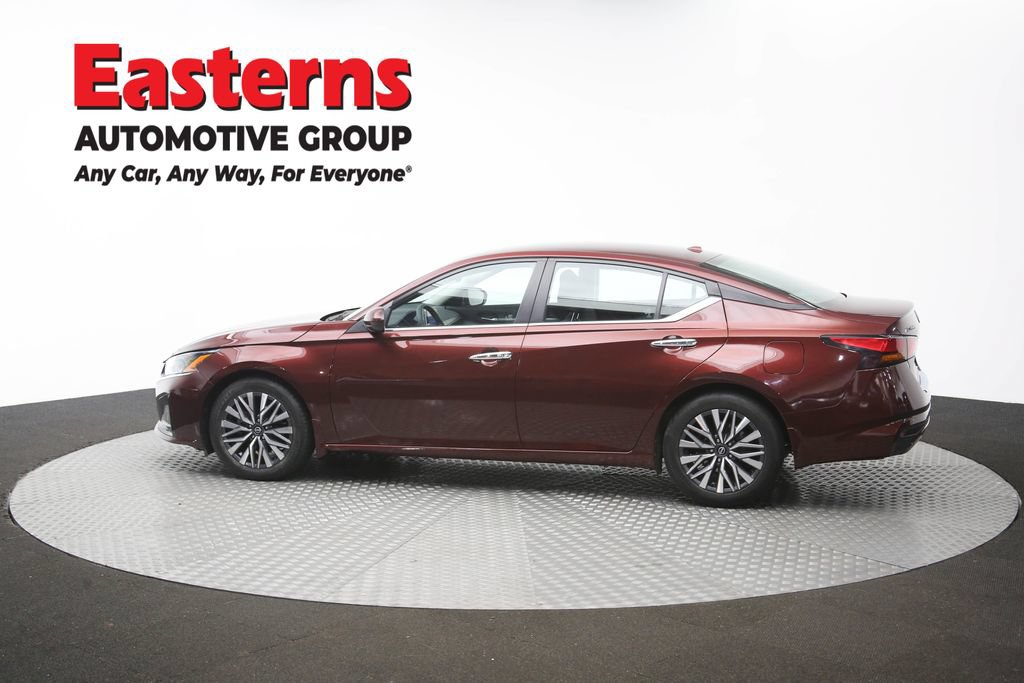 Used 2023 Nissan Altima 2.5 SV FWD image 61