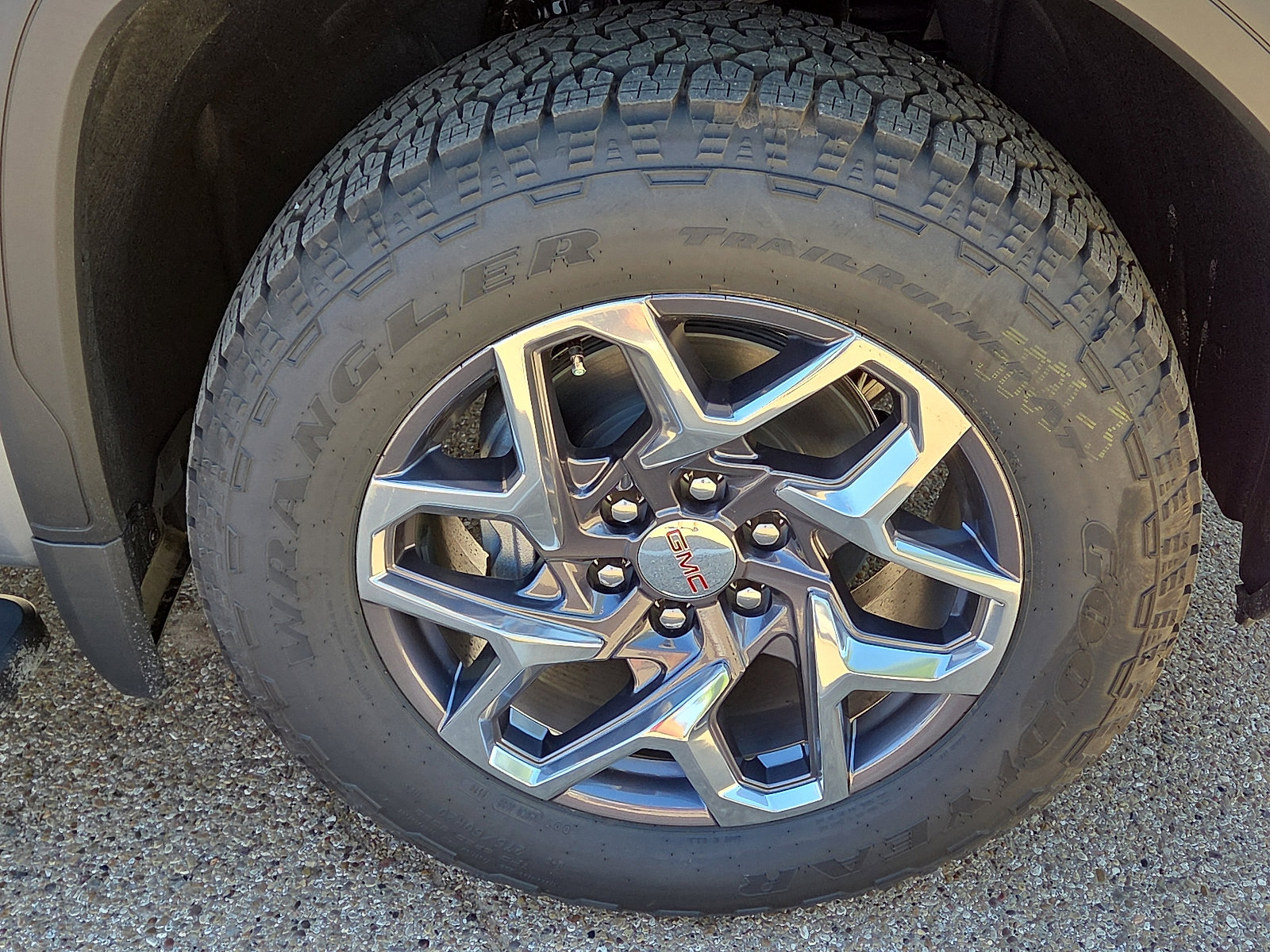 New 2026 GMC Sierra 1500 SLT AWD/4WD image 6