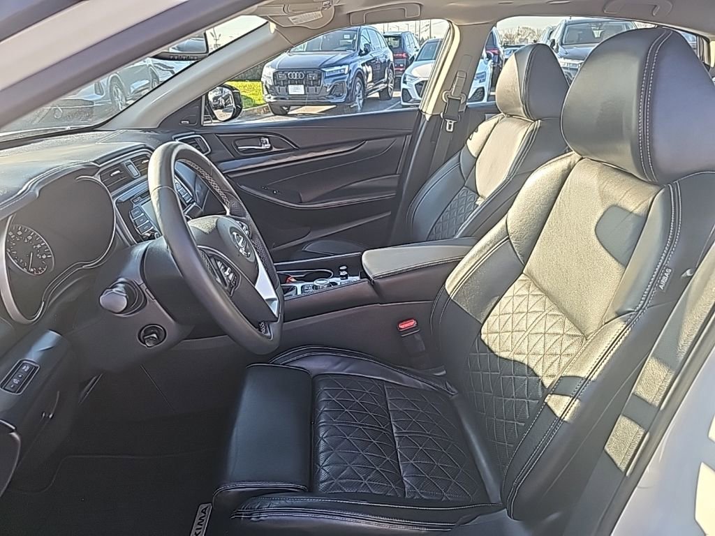 Used 2019 Nissan Maxima Platinum w/ Sport Mat Group image 3