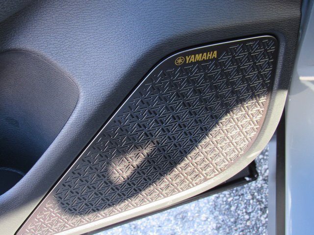 New 2025 Mitsubishi Outlander SEL image 13