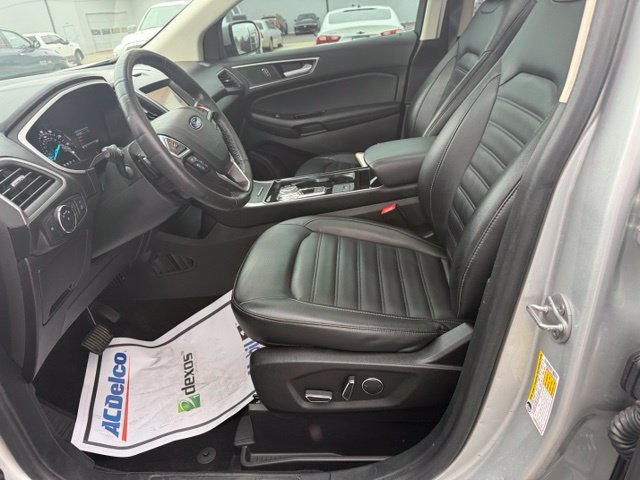 Used 2019 Ford Edge SEL w/ Equipment Group 201A AWD/4WD image 28