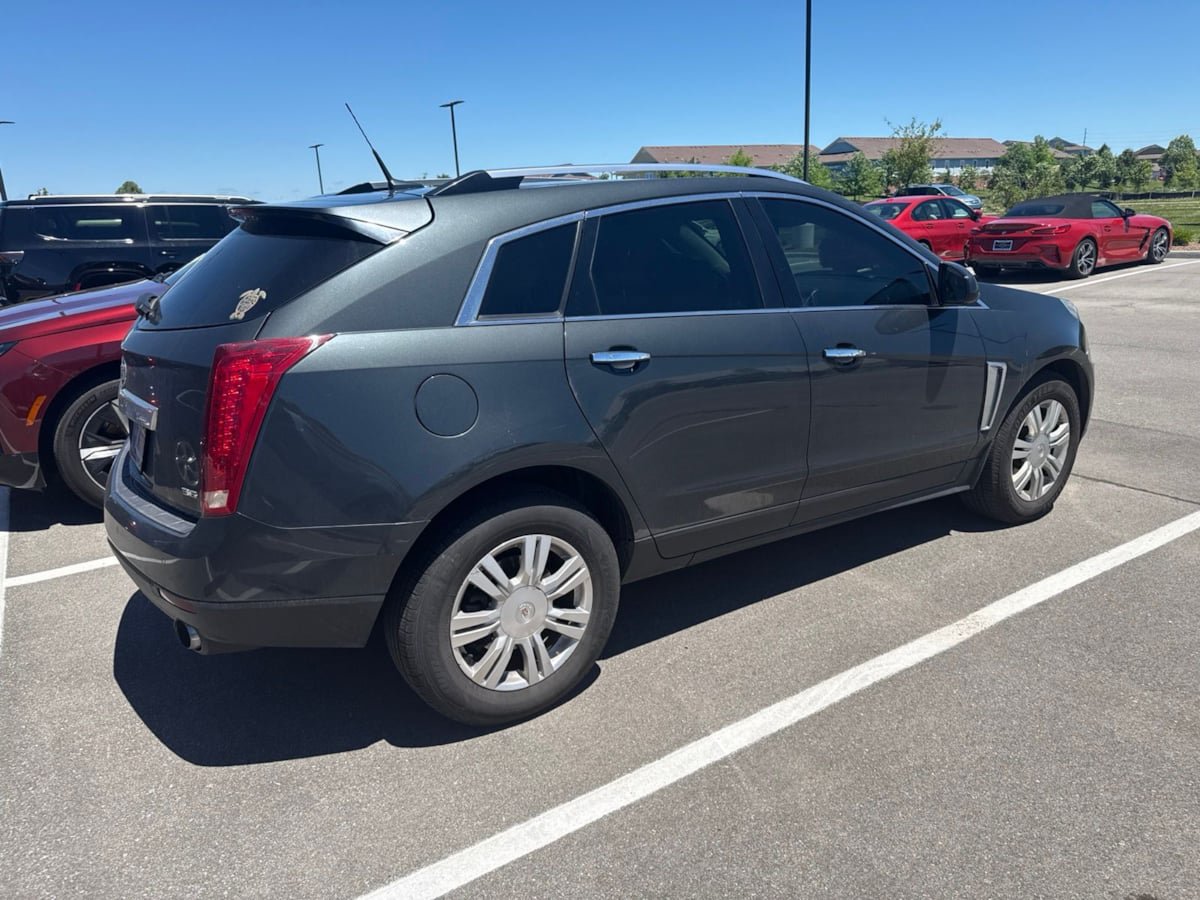 Used 2014 Cadillac SRX Luxury w/ Driver Awareness Package AWD/4WD image 6