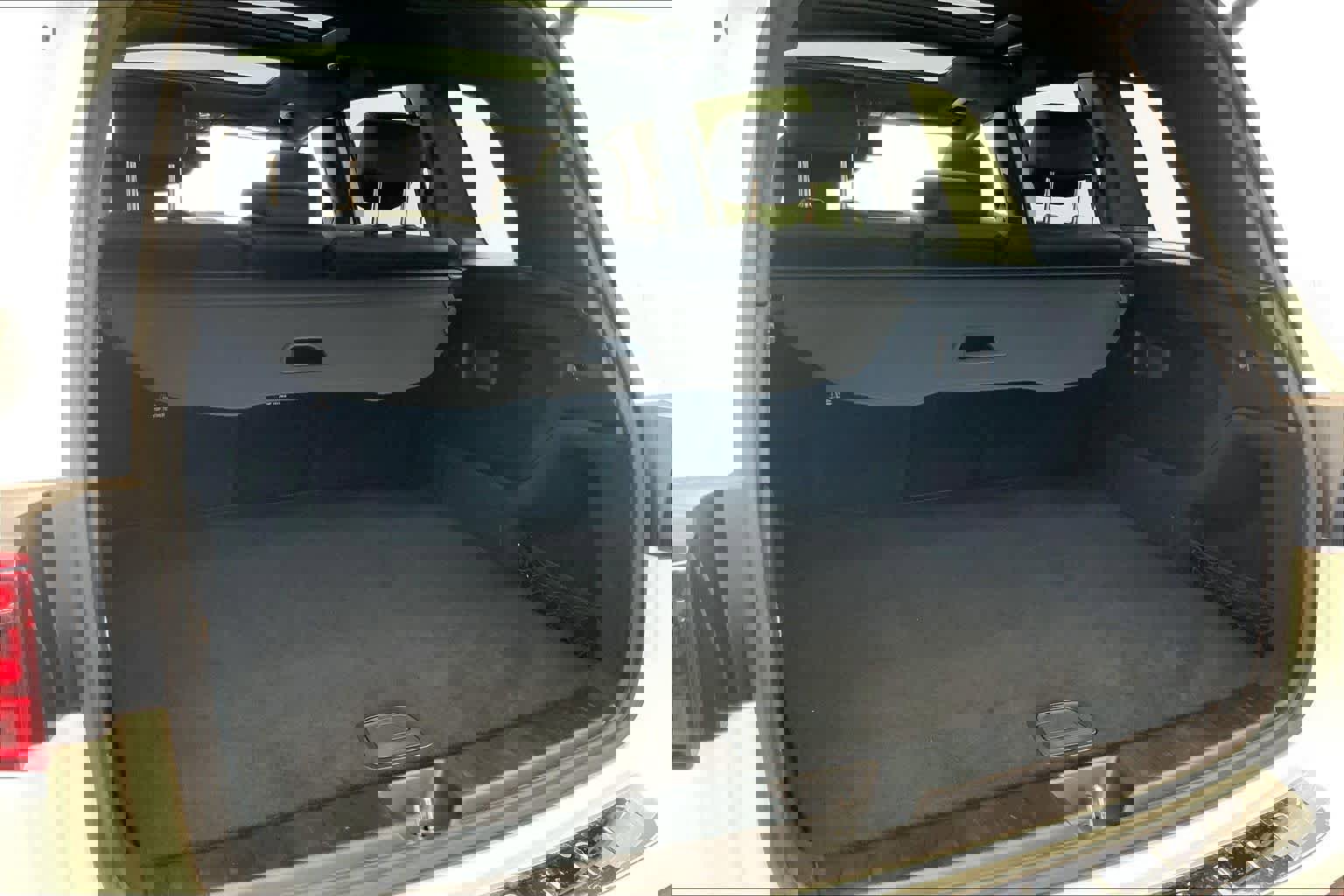 Used 2025 Mercedes-Benz GLB 250 image 15