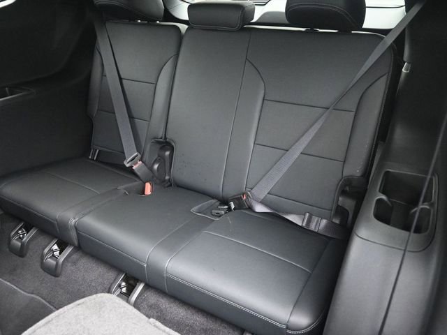Used 2025 Buick Enclave Preferred w/ Power Package FWD image 15