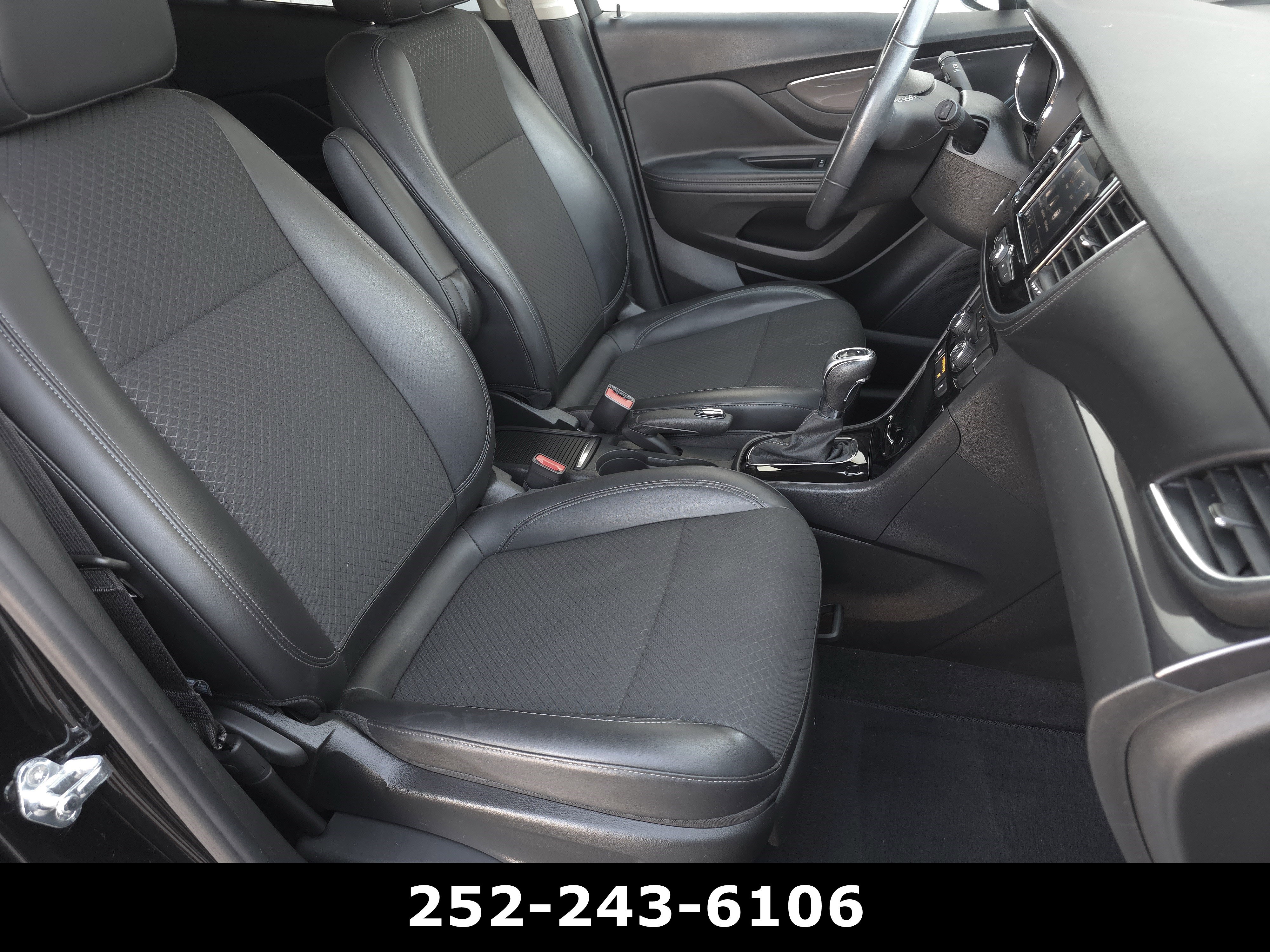 Used 2022 Buick Encore Preferred w/ Safety Package FWD image 37