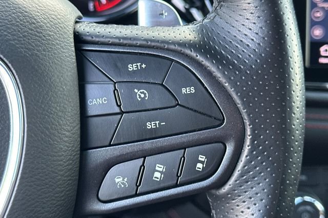 Used 2023 Dodge Durango GT image 28