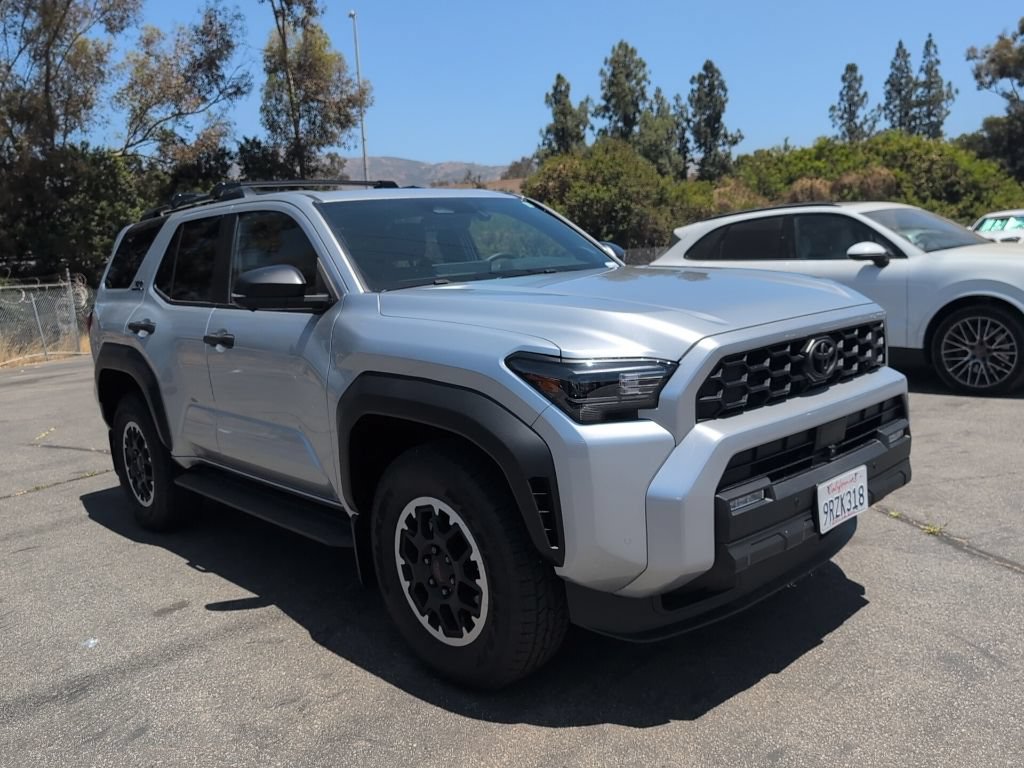 Used 2025 Toyota 4Runner TRD Off-Road Premium AWD/4WD image 3