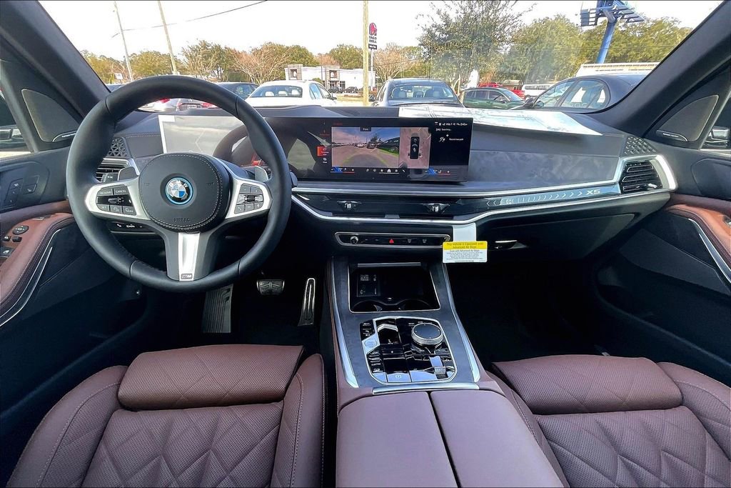 New 2026 BMW X5 xDrive50e w/ M Sport Package AWD/4WD image 4