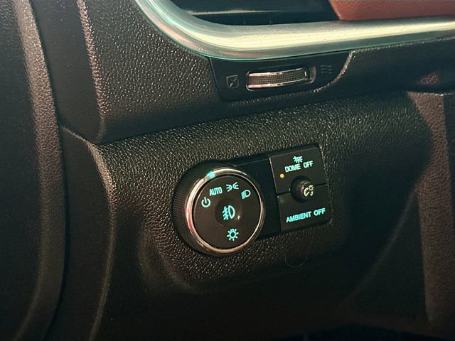 Used 2017 Chevrolet Traverse Premier image 11