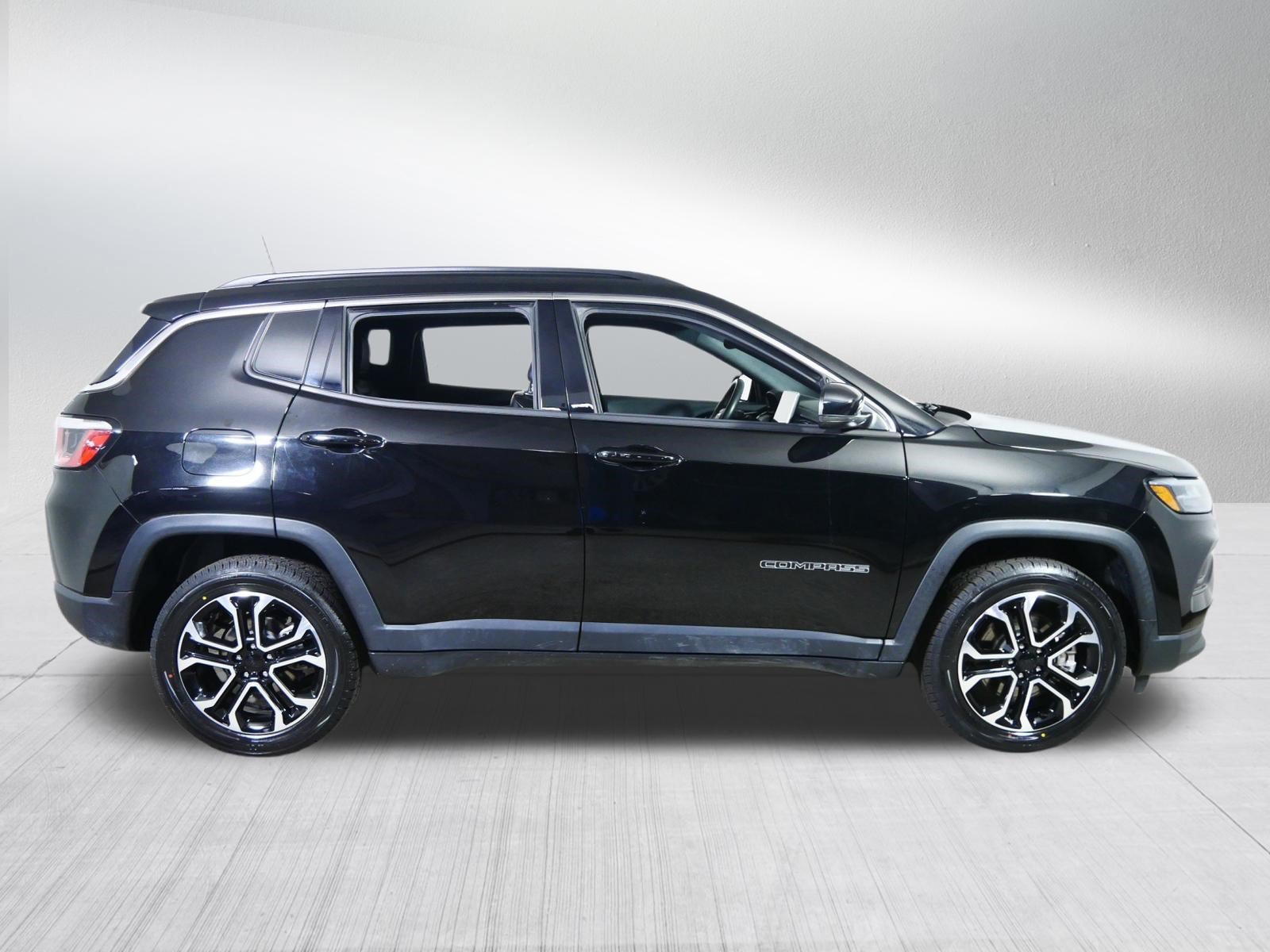 Used 2023 Jeep Compass Limited AWD/4WD image 8
