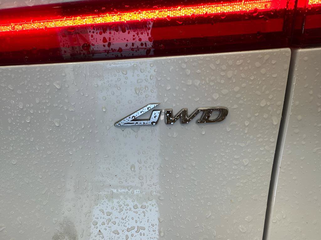 Used 2024 Genesis GV70 2.5T AWD/4WD image 10