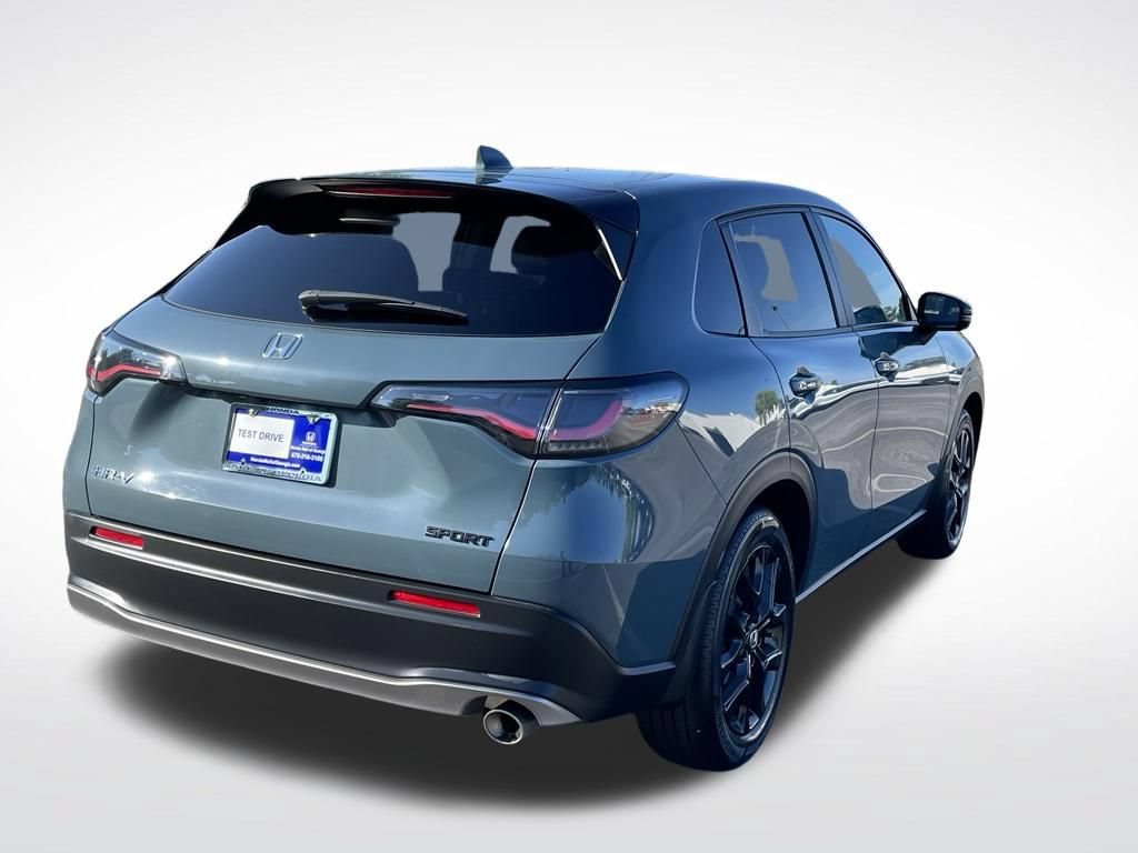 Certified 2025 Honda HR-V Sport image 5