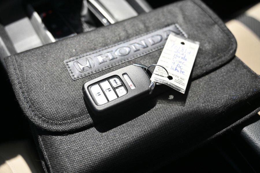 Used 2021 Honda Civic EX-L image 25