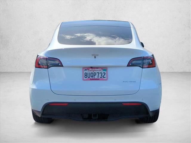 Used 2021 Tesla Model Y Long Range image 7