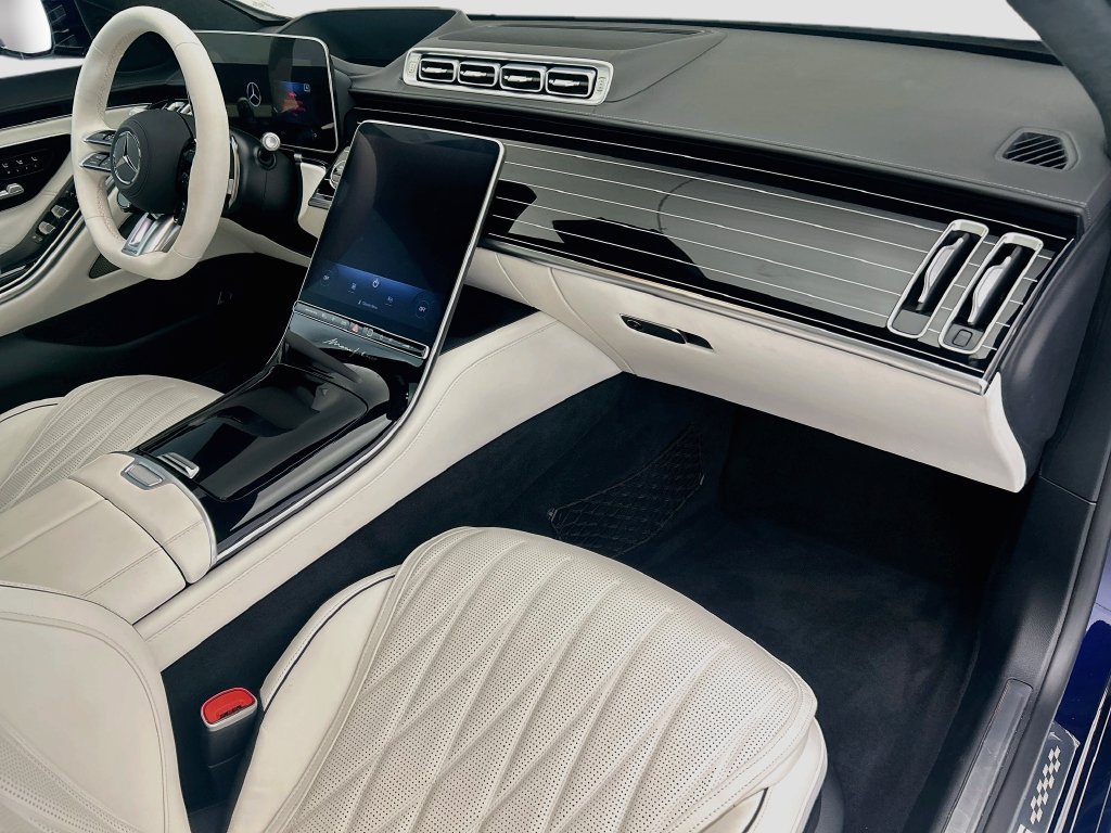 Used 2025 Mercedes-Benz S 63 AMG S image 16