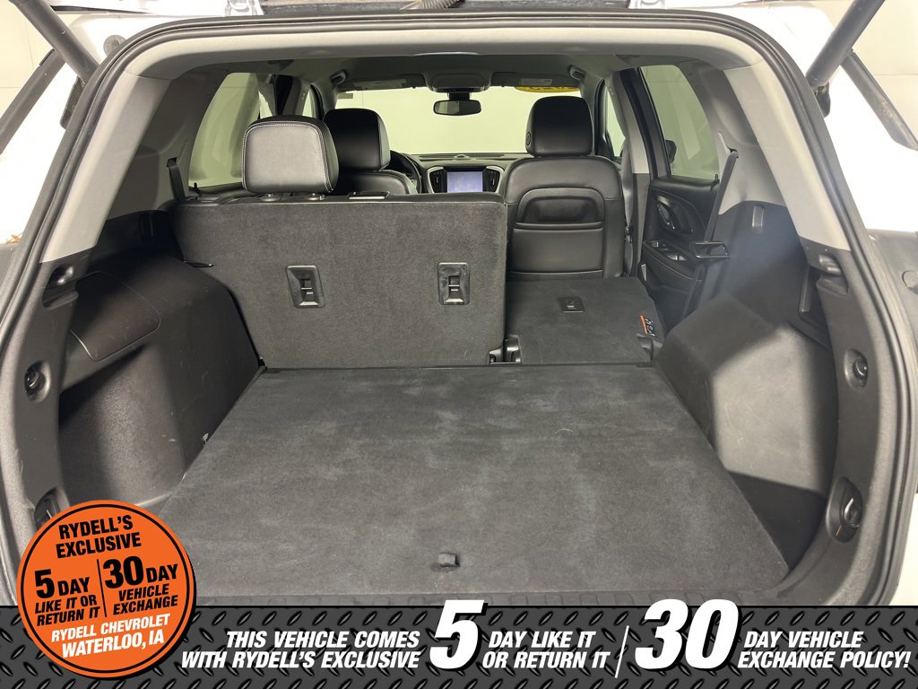 Certified 2023 GMC Terrain SLT w/ Infotainment Package II image 24