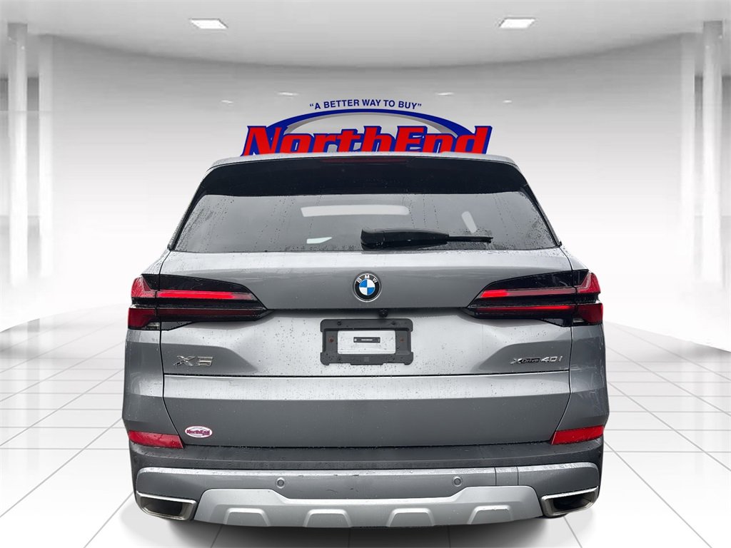 Used 2024 BMW X5 xDrive40i image 5
