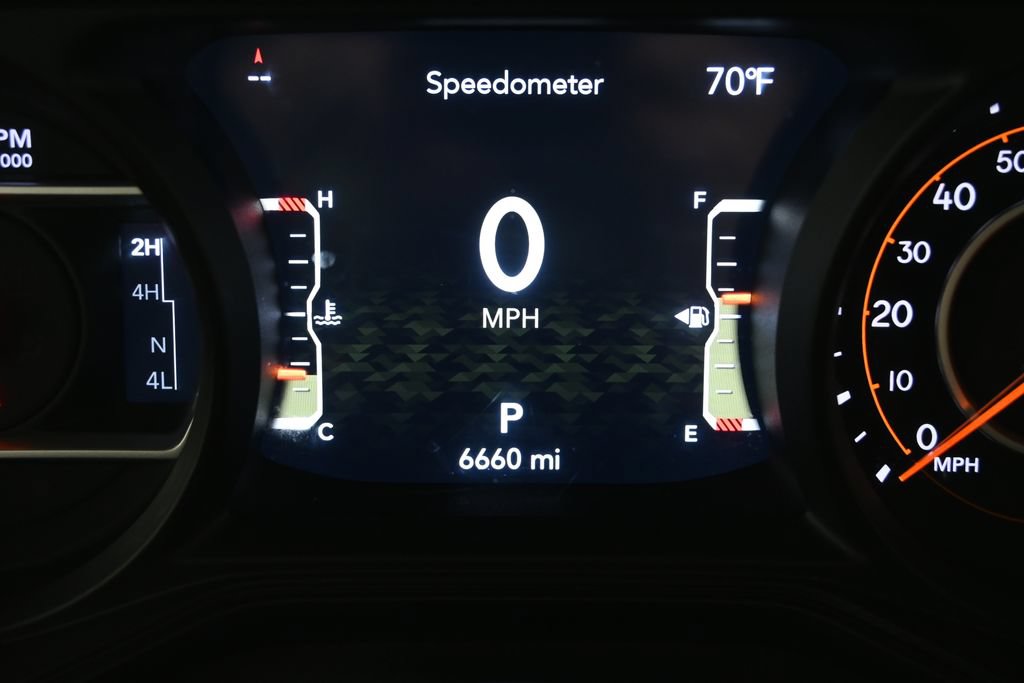 Used 2025 Jeep Gladiator Sport AWD/4WD image 26