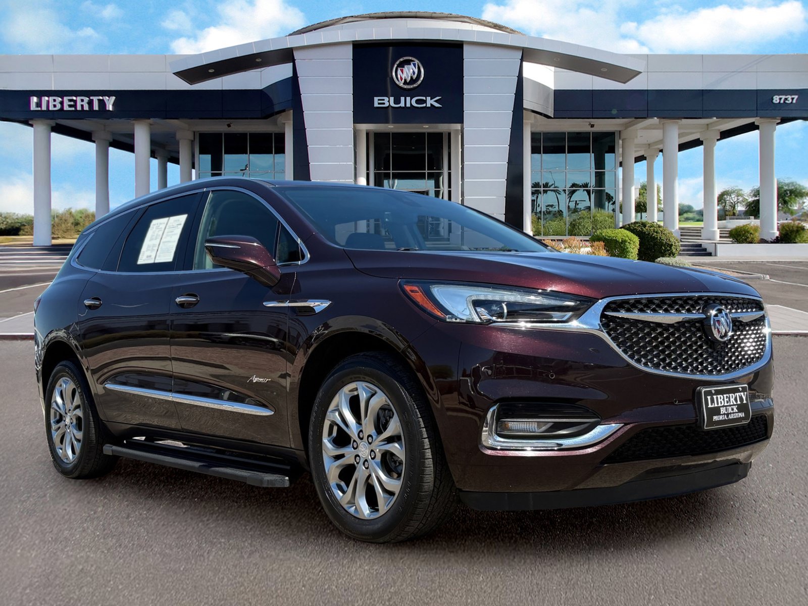 Used 2021 Buick Enclave Avenir AWD/4WD image 2