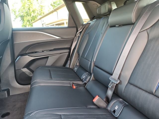 New 2026 Cadillac Lyriq Luxury w/ LPO, Floor Liner Package image 7