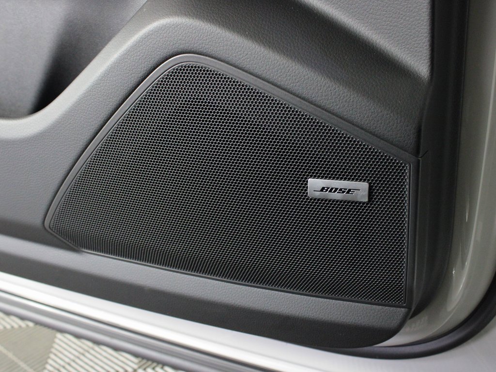 Used 2025 Porsche Cayenne E-Hybrid image 17