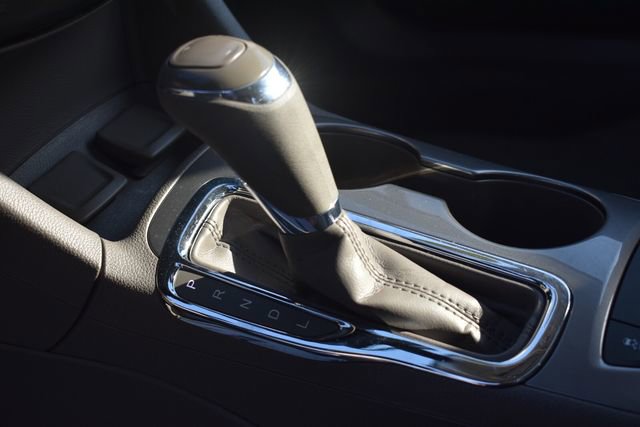 Certified 2018 Chevrolet Cruze Premier FWD image 25