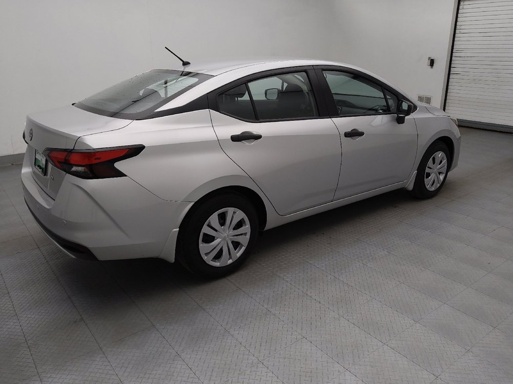 Used 2025 Nissan Versa S w/ Trunk Package image 10