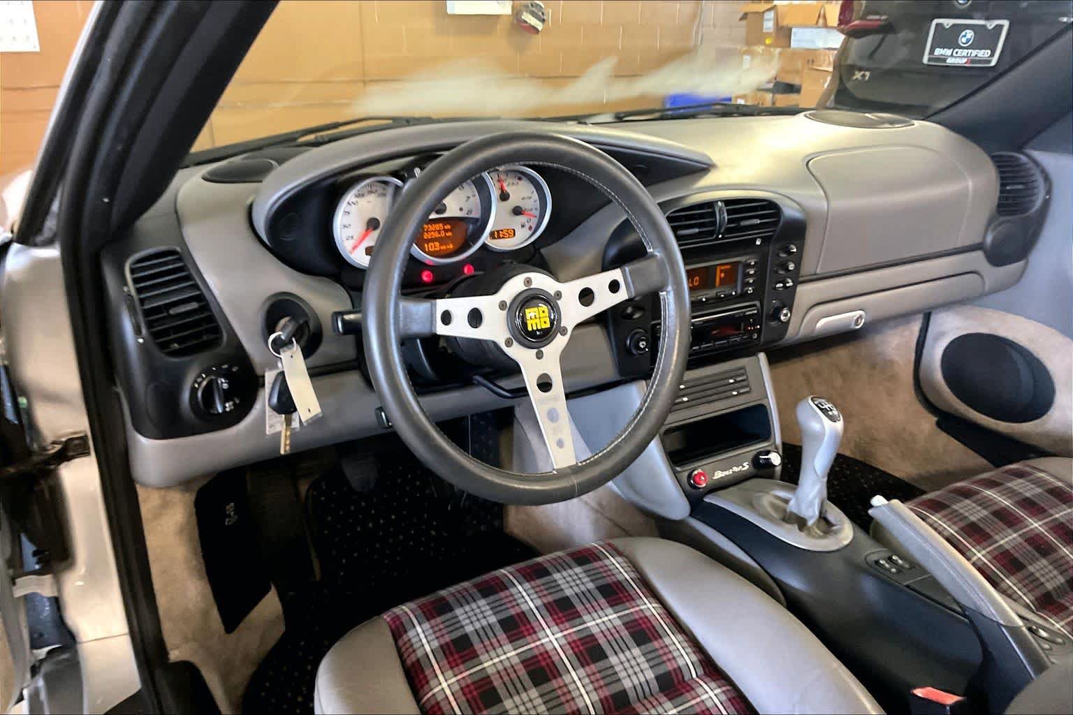 Used 2003 Porsche Boxster S RWD image 16