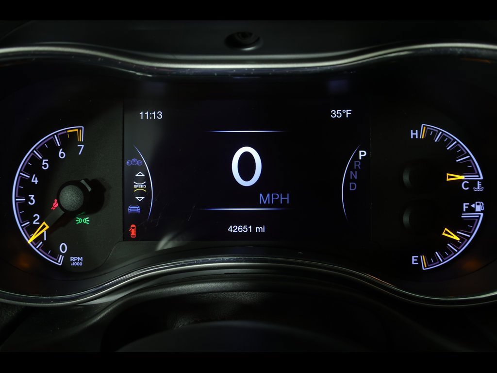 Used 2018 Jeep Grand Cherokee Limited image 26