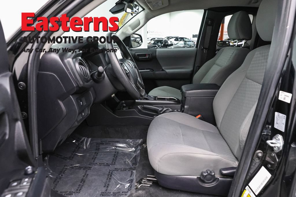Used 2023 Toyota Tacoma SR AWD/4WD image 13