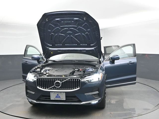 Used 2023 Volvo XC60 B5 Ultimate w/ Climate Package image 56