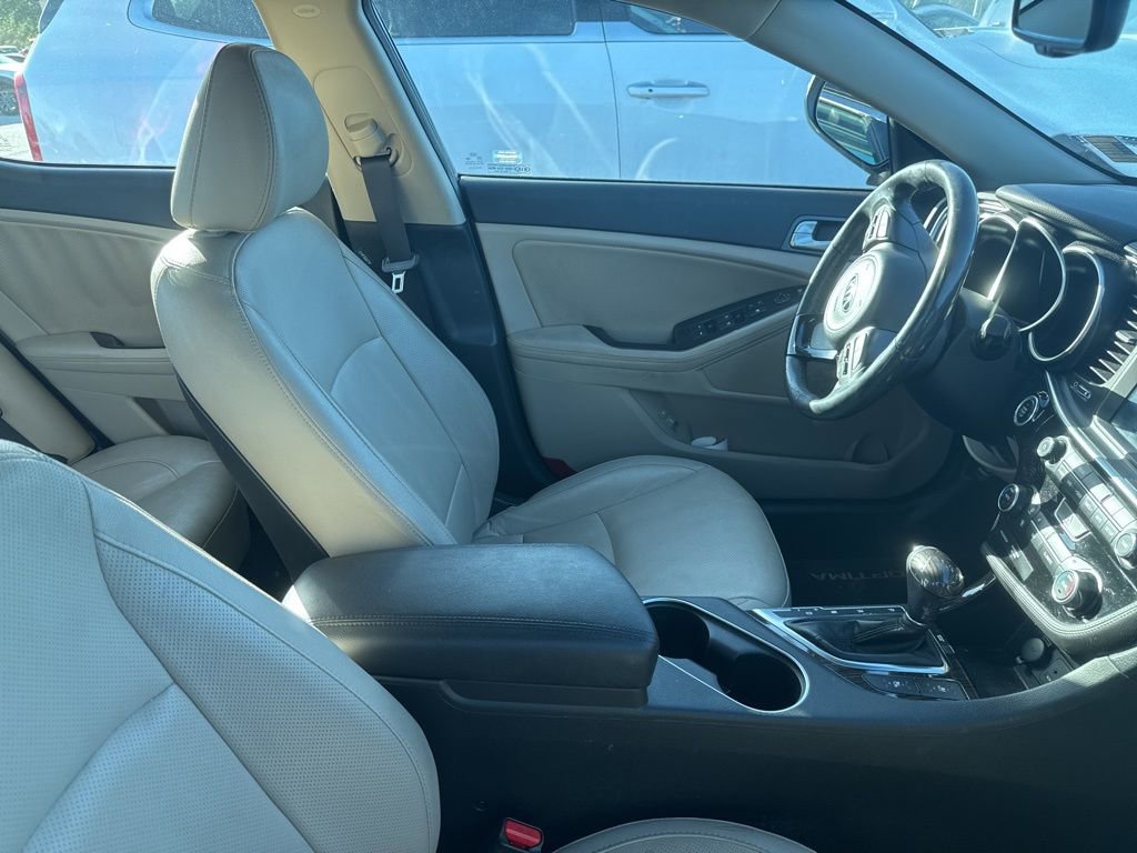 Used 2015 Kia Optima EX w/ EX Premium Package image 12