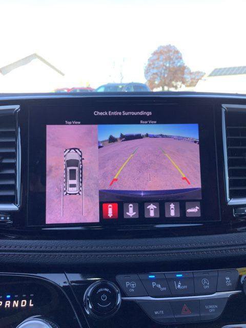 Certified 2024 Chrysler Pacifica Pinnacle FWD image 29