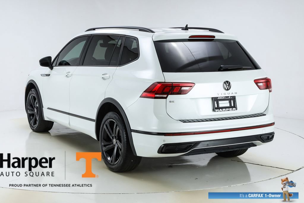 Used 2023 Volkswagen Tiguan SE R-Line image 44