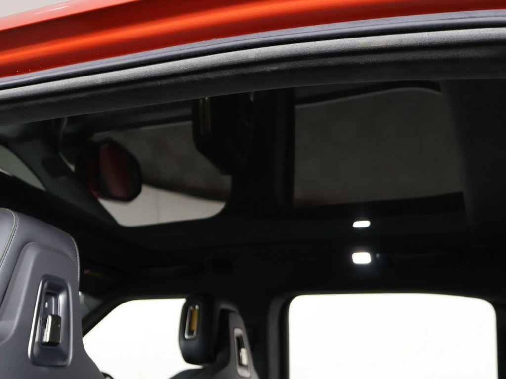 Used 2022 Rivian R1T Adventure image 19