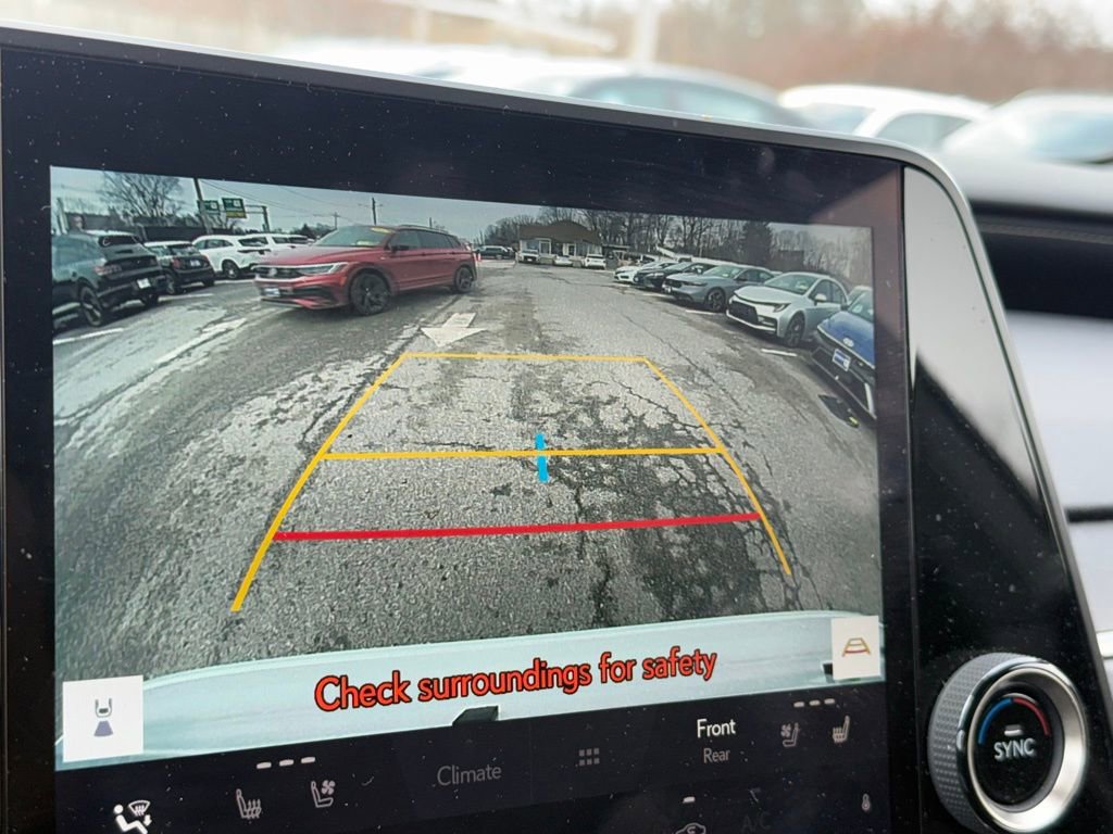 Used 2024 Lexus RX 350h w/ Cold Area Package image 33