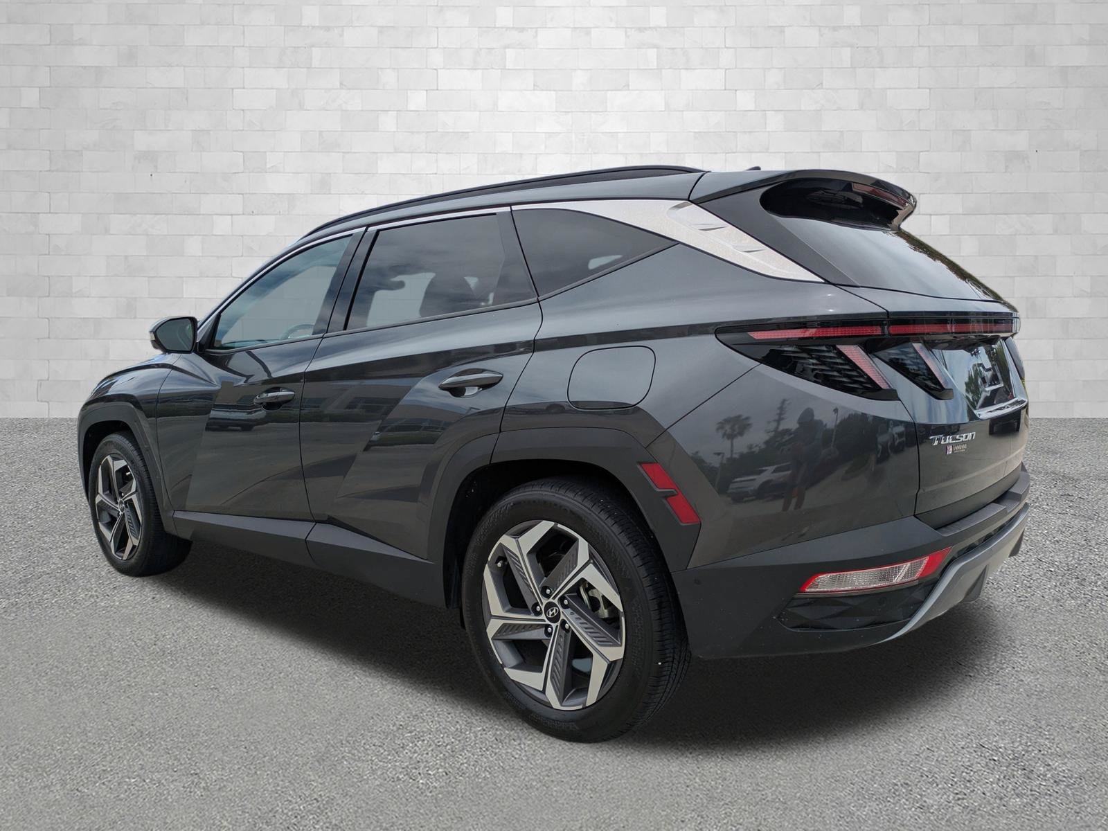 Certified 2024 Hyundai Tucson Limited FWD image 4