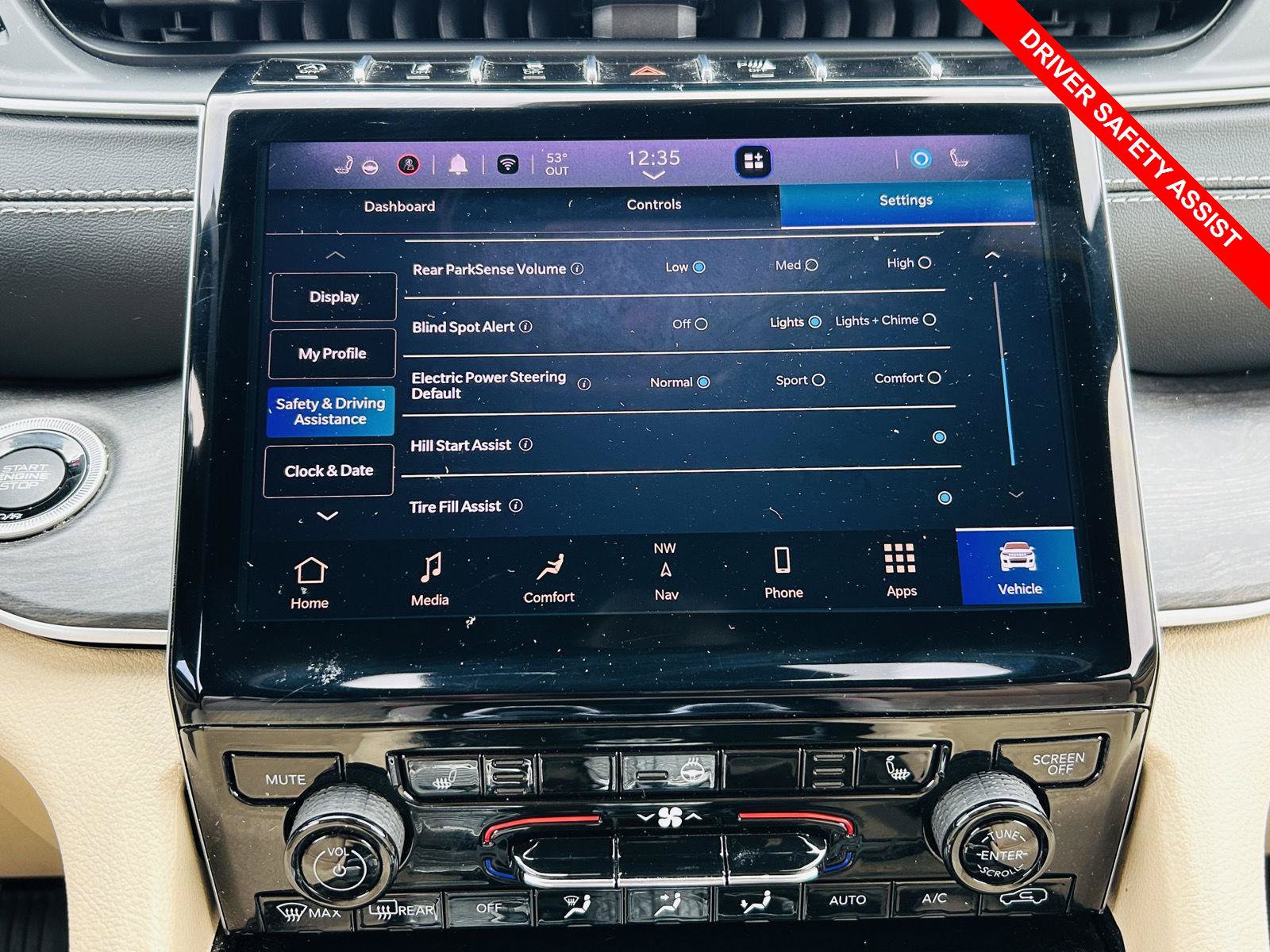 Used 2023 Jeep Grand Cherokee Limited AWD/4WD image 10