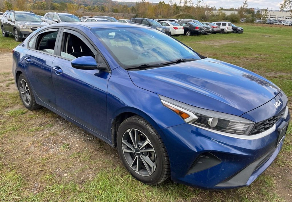 Used 2023 Kia Forte LXS FWD image 5